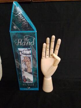Authentic Models 781934046707 Inch Articulated 10 Wood Right Hand