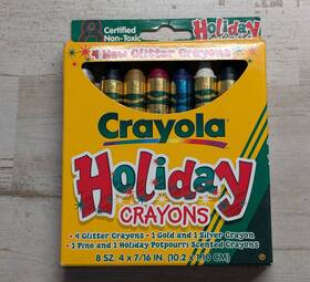 52-3287 Crayola Holiday Crayons 8-count Glitter Scented Gold Silver Non-toxic Vintage