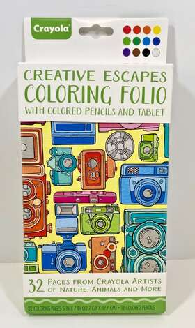 7326172 Crayola Creative Escapes Coloring Folio With Colored Pencils And Tablet - New