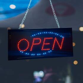 E-onsale 097138738479 Open Led Neon Business Motion Light Sign. On/off With Chain 19 10 1 L30
