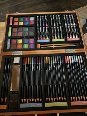 6.08938e Ek Success Lte. 11 Gallery Studio 82 Piece Deluxe Art Supplies Set In Wooden Case