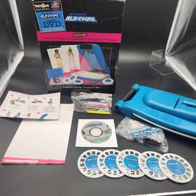 Project Runway 78649 Fashion Design Projector Set Missing Some Of The Small Slides
