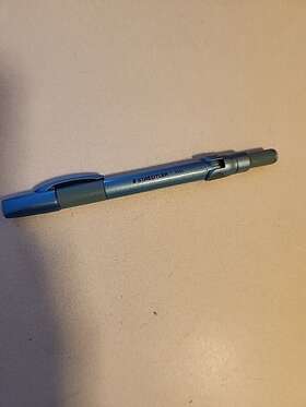 9582 Staedtler Halfpipe Pen-style Compass Metal 12 Inch Maximum Diameter Blue