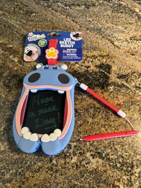 Toymendous 840359705399 Led Sketch Buddy Light Up Drawing Board With Stylus For Kids - Hippo