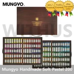 Mungyo Gallery Artists' Handmade Soft Pastel Wood Box Colors MPHM-200W. Fixed Price $276.78.