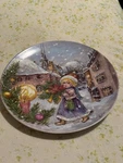 Vintage Goebel Hummel "a Gift Of Joy" 1982 Plate Porzellanfabrik. Fixed Price $40.00.